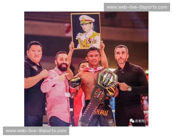 血色黄昏下的巅峰一战：田鑫vs播求，那场足以载入史册的格斗史诗