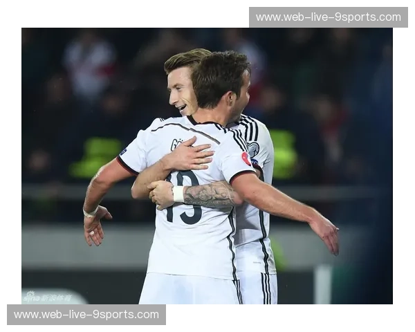 德意志的双面人生：罗伊斯与格策，那场关于忠诚与野心的华丽错位